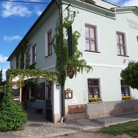 Penzion a restaurace U Hájků Nové Dvory Esterno foto