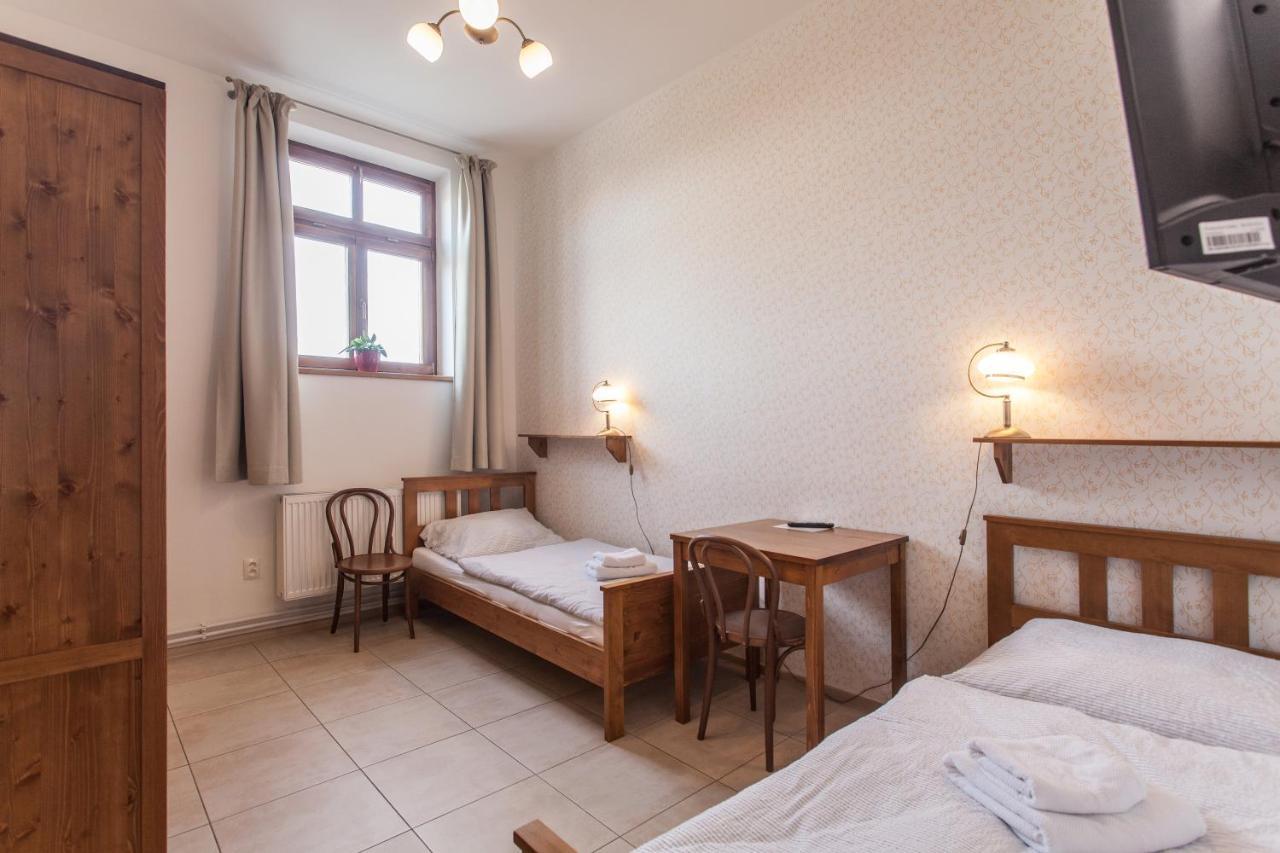 Penzion a restaurace U Hájků Nové Dvory Esterno foto